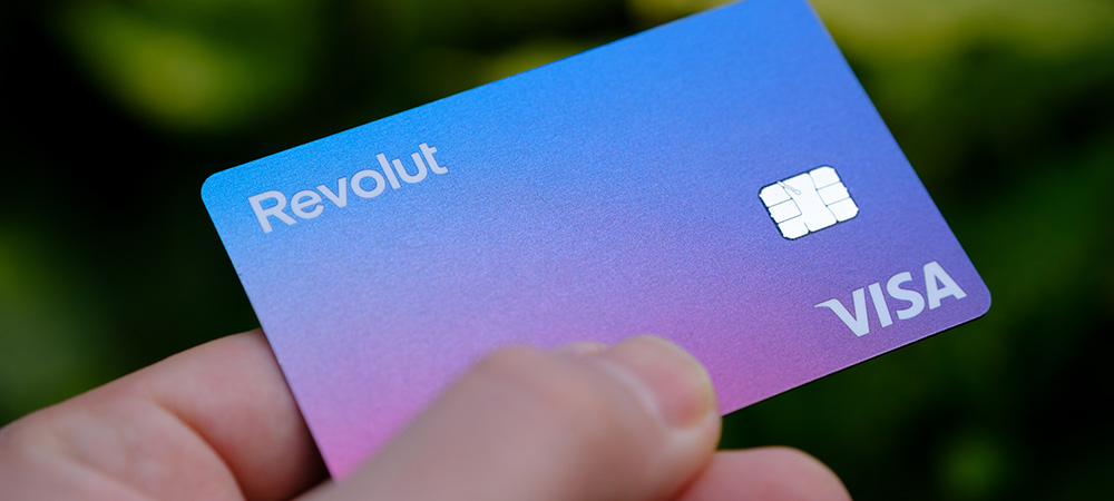 Revolut receives UK banking licence