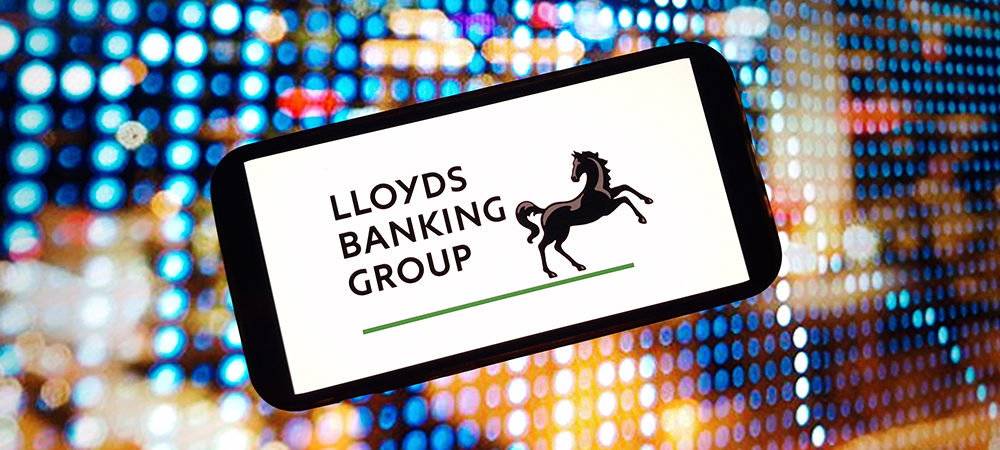 Lloyds Banking Group expands collaboration with Oracle to support tech transformation